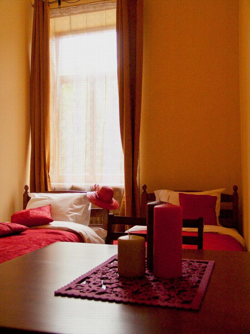 Hostel Lux Kaunas Esterno foto